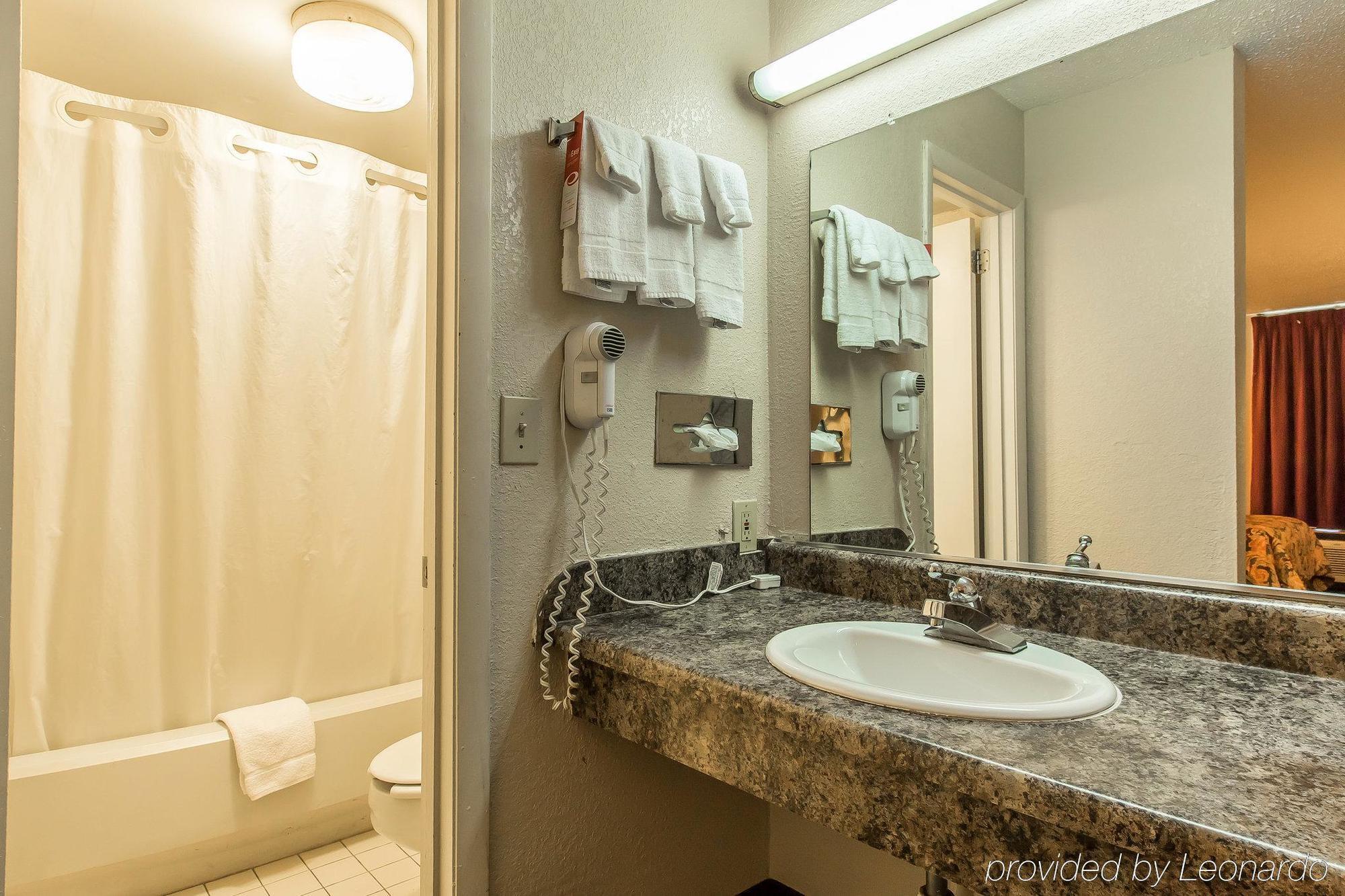 Econo Lodge Скоттсборо Екстер'єр фото