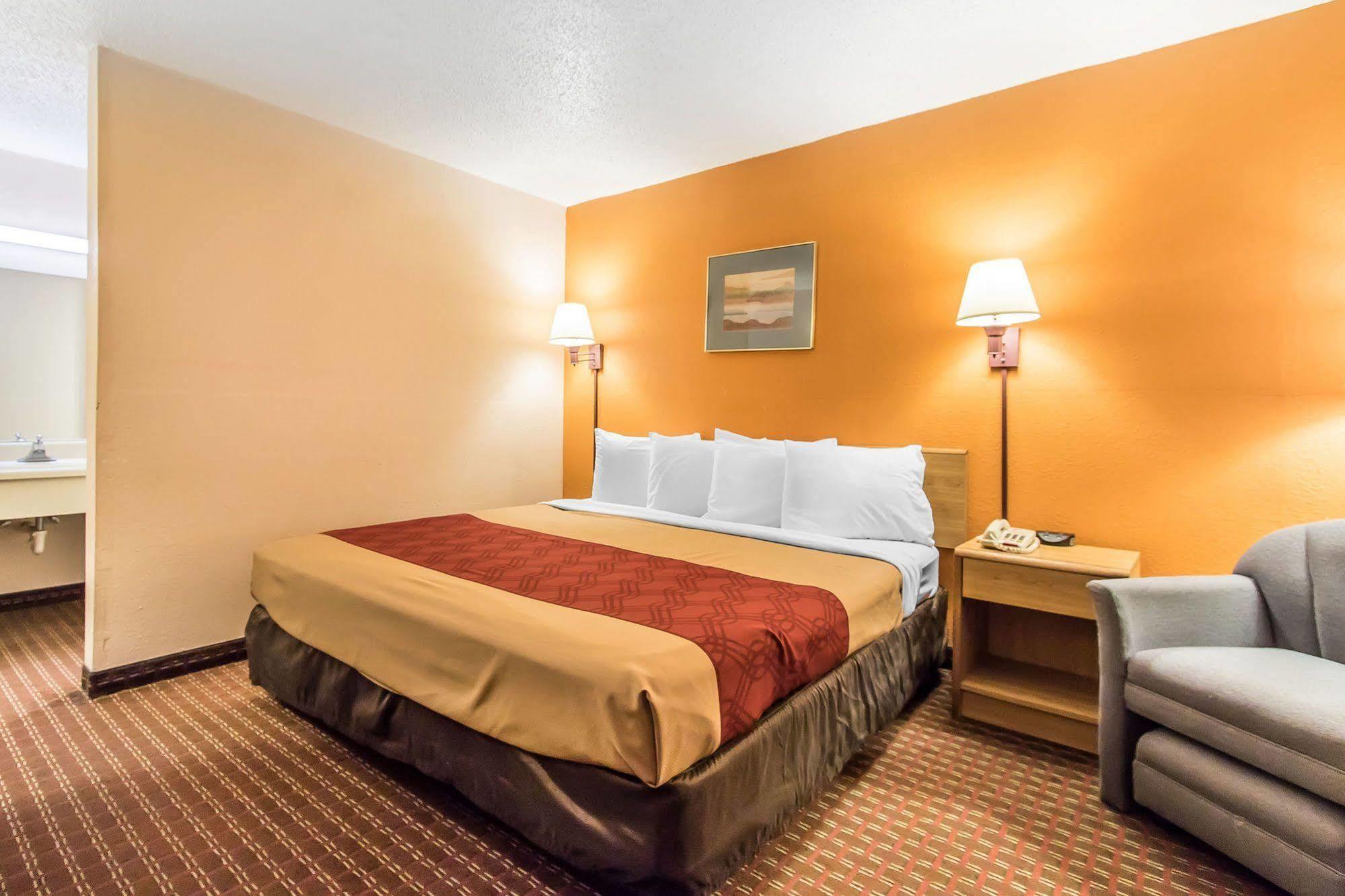 Econo Lodge Скоттсборо Екстер'єр фото